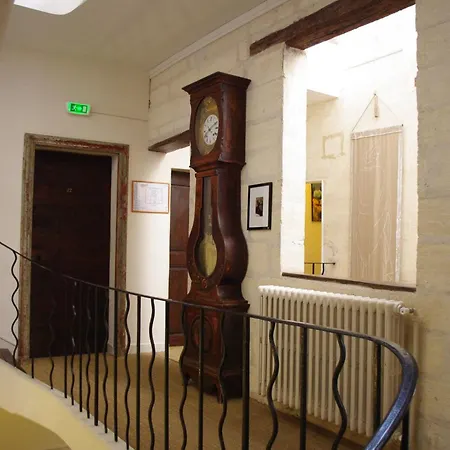 فندق De L'atelier 3*