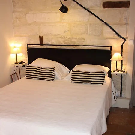 De L'atelier 3* Villeneuve-lès-Avignon