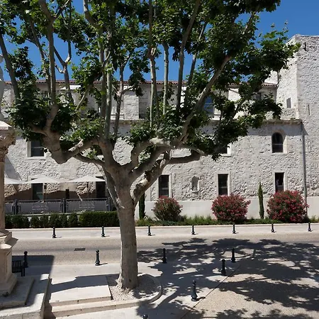 فندق De L'atelier 3*