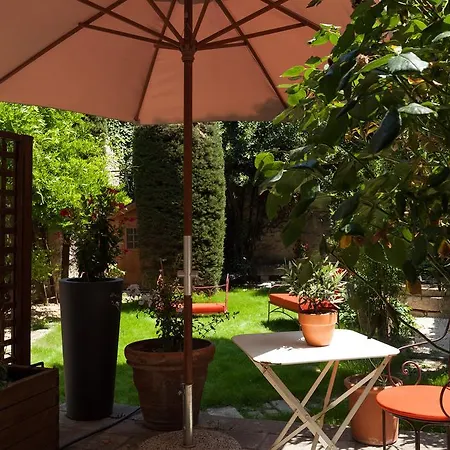 De L'atelier Hotel Villeneuve-lès-Avignon
