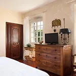 De L'atelier Hotel Villeneuve-lès-Avignon