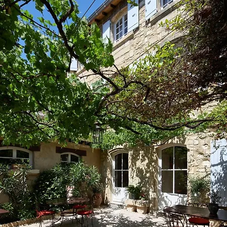 De L'atelier 3* Villeneuve-lès-Avignon