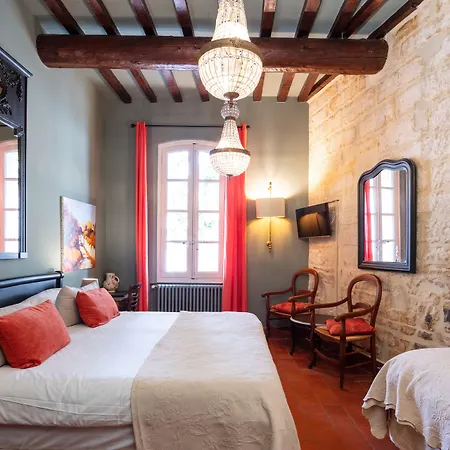De L'atelier Hotel 3*
